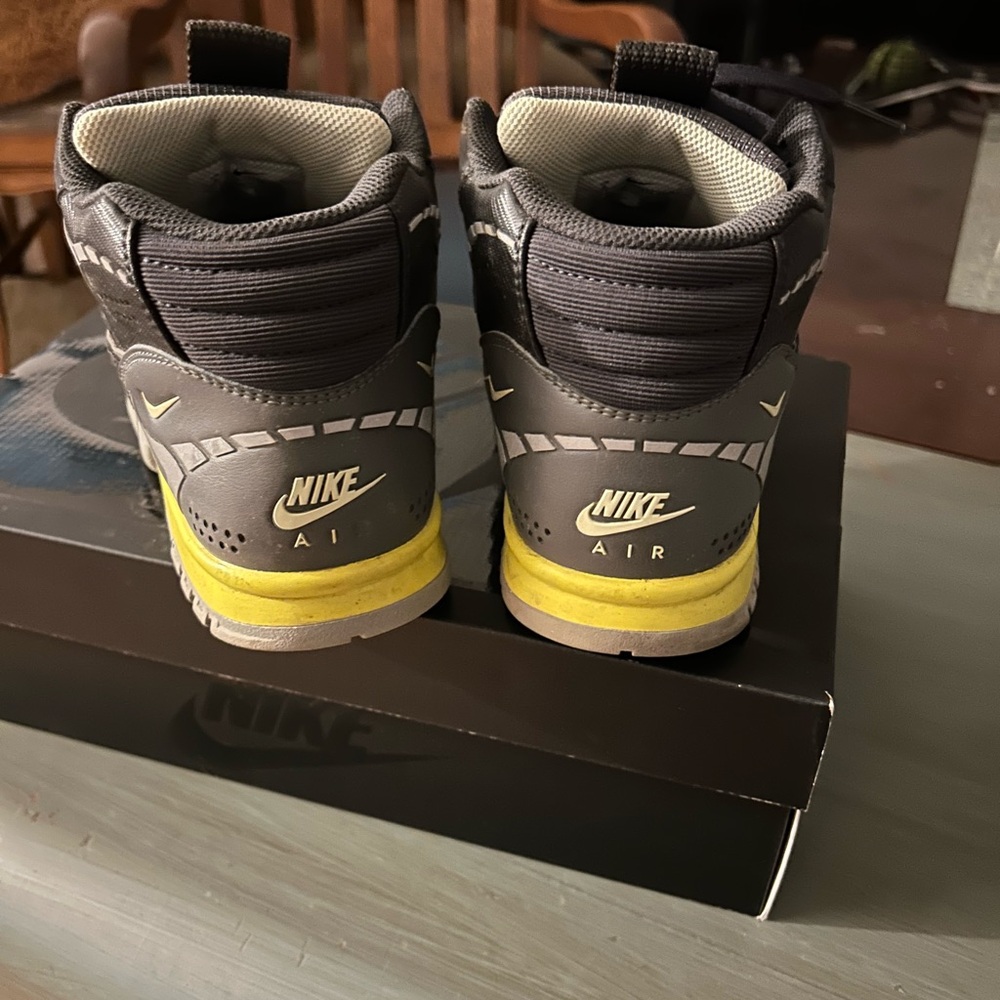 Nike Air Trainer - Picture 4 of 6